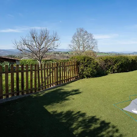 Country house Mas Avec Vue Et Piscine Aux Portes Du Luberon Forcalquier